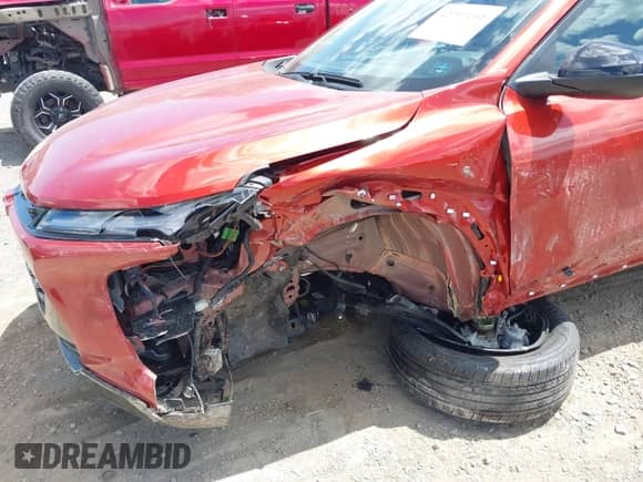 2024 Chevrolet Trax ACTIV с VIN KL77LKE22RC067624, выставлен на аукционе IAAI как лот 42797191 с пробегом 12 895 миль миль и . История ставок и продаж доступна на DreamBid. Изображение 6.