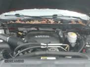 ✅ 2017 Ram 2500 Tradesman • VIN: 3C6UR5CJ8HG630341 • Lot: 41452697. Wystawiony na IAAI z przebiegiem 90 855 mil. Bezpłatny archiwum sprzedaży aukcyjnych z USA i szczegółowy raport historii pojazdu na DreamBid. Zdjęcie 19.