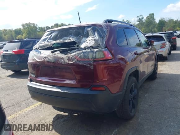✅ 2019 Jeep Cherokee Latitude Plus • VIN: 1C4PJMLBXKD436379 • Лот: 43387800. Опубликован ранее на IAAI с пробегом 182 058 миль. Бесплатный доступ к архиву аукционных продаж из США и подробный отчёт об истории автомобиля на DreamBid. Изображение 16.