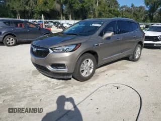 ✅ 2020 Buick Enclave Essence • VIN: 5GAEVAKW1LJ158121 • Лот: 89548795. Опубликован ранее на Copart с пробегом 87 096 миль. Бесплатный доступ к архиву аукционных продаж из США и подробный отчёт об истории автомобиля на DreamBid. Изображение 1.