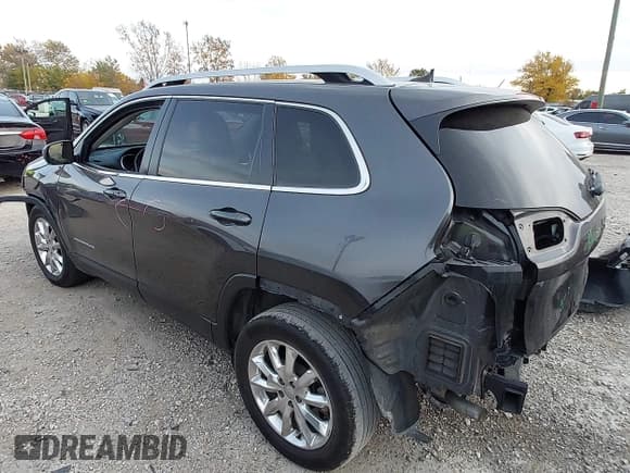 ✅ 2016 Jeep Cherokee Limited • VIN: 1C4PJMDS2GW212761 • Lot: 43636535. Wystawiony na IAAI z przebiegiem 88 007 mil. Bezpłatny archiwum sprzedaży aukcyjnych z USA i szczegółowy raport historii pojazdu na DreamBid. Zdjęcie 3.