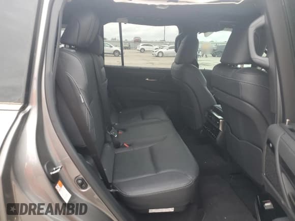 ✅ 2024 Lexus LX 600 Luxury • VIN: JTJGB7CX2R4052260 • Lot: 50761565. Listed on Copart with 15,400 mi. Free auction sales archive from the USA and detailed vehicle history report at DreamBid. Image 11.