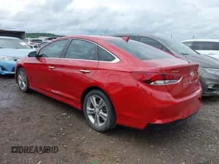 ✅ 2018 Hyundai Sonata Limited • VIN: 5NPE34AF5JH669165 • Lot: 42191772. Wystawiony na IAAI z przebiegiem 79 350 mil mil. Skorzystaj z bezpłatnego archiwum sprzedaży aukcyjnych z USA i zobacz szczegółowy raport historii pojazdu na DreamBid. Zdjęcie 3.