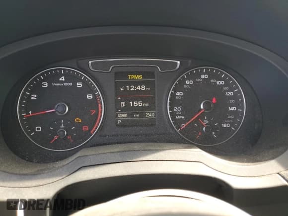 ✅ 2018 Audi Q3 Premium Plus • VIN: WA1JCCFS6JR019679 • Лот: 89862005. Опубликован ранее на Copart с пробегом 43 991 миль. Бесплатный доступ к архиву аукционных продаж из США и подробный отчёт об истории автомобиля на DreamBid. Изображение 9.