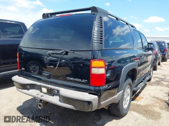 ✅ 2001 Chevrolet Suburban LS • VIN: 3GNFK16T11G237712 • Лот: 42439831. Опубликован ранее на IAAI с пробегом 218 226 миль. Бесплатный доступ к архиву аукционных продаж из США и подробный отчёт об истории автомобиля на DreamBid. Изображение 4.