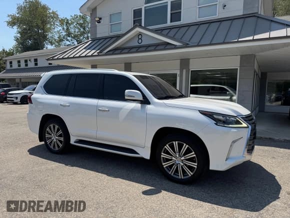✅ 2016 Lexus LX 570 • VIN: JTJHY7AX6G4219108 • Lot: 67242825. Wystawiony na Copart z przebiegiem 93 069 mil. Bezpłatny archiwum sprzedaży aukcyjnych z USA i szczegółowy raport historii pojazdu na DreamBid. Zdjęcie 1.