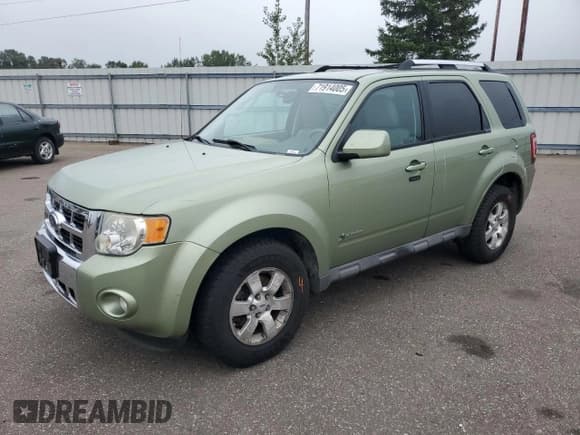 ✅ 2009 Ford Escape Hybrid • VIN: 1FMCU59359KB19042 • Lot: 71914005. Listed on Copart with 207,520 mi. Free auction sales archive from the USA and detailed vehicle history report at DreamBid. Image 1.
