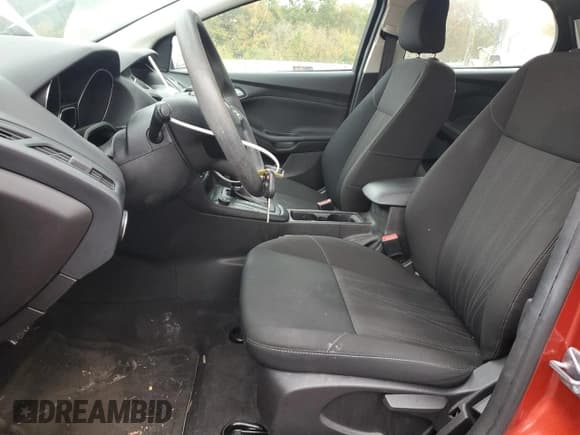 ✅ 2018 Ford Focus SE • VIN: 1FADP3F29JL255596 • Lot: 82683235. Listed on Copart with 95,026 mi. Free auction sales archive from the USA and detailed vehicle history report at DreamBid. Image 7.