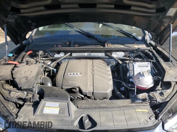 ✅ 2023 Audi Q5 Premium • VIN: WA1ABAFY1P2027153 • Lot: 71165885. Wystawiony na Copart z przebiegiem 36 120 mil. Bezpłatny archiwum sprzedaży aukcyjnych z USA i szczegółowy raport historii pojazdu na DreamBid. Zdjęcie 12.