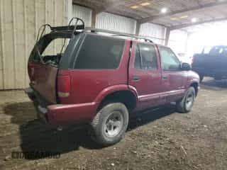 2003 Chevrolet Blazer LS z VIN 1GNCS13X03K151216, wystawiony jako Copart lot #82921564 z przebiegiem Nie podano mil oraz Szkoda całkowita • Salvage title. Historia ofert i sprzedaży dostępna na DreamBid. Obrazek 3.