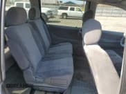 ✅ 2006 Mazda MPV LX • VIN: JM3LW28A660556964 • Лот: 69689034. Опубликован ранее на Copart с пробегом 139 769 миль. Бесплатный доступ к архиву аукционных продаж из США и подробный отчёт об истории автомобиля на DreamBid. Изображение 11.