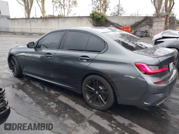 2020 BMW 3 Series M340i z VIN WBA5U7C07LFH58353, wystawiony jako IAAI lot #43368723 z przebiegiem 63 251 mil mil oraz . Historia ofert i sprzedaży dostępna na DreamBid. Obrazek 13.