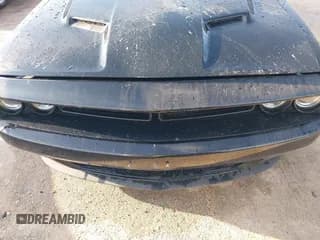 ✅ 2019 Dodge Challenger SXT • VIN: 2C3CDZAG0KH694452 • Lot: 43516523. Wystawiony na IAAI z przebiegiem 122 809 mil. Bezpłatny archiwum sprzedaży aukcyjnych z USA i szczegółowy raport historii pojazdu na DreamBid. Zdjęcie 6.