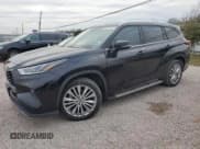 ✅ 2022 Toyota Highlander Platinum • VIN: 5TDFZRAH7NS126837 • Lot: 41586945. Listed on Copart with 58,827 mi. Free auction sales archive from the USA and detailed vehicle history report at DreamBid. Image 1.