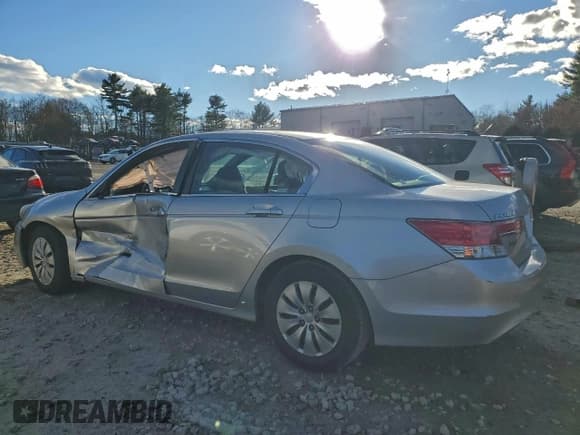 ✅ 2011 Honda Accord LX • VIN: 1HGCP2F37BA129289 • Lot: 93867585. Listed on Copart with Not provided. Free auction sales archive from the USA and detailed vehicle history report at DreamBid. Image 2.