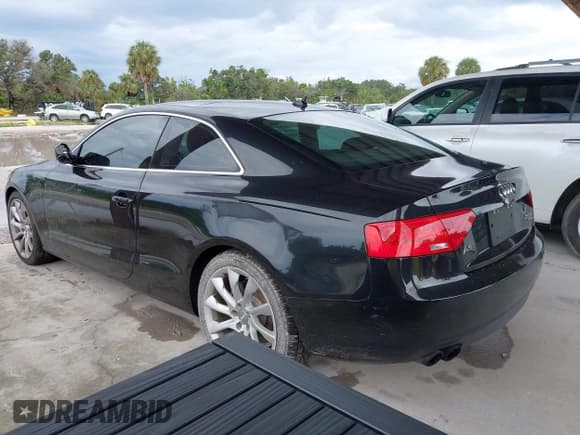 ✅ 2014 Audi A5 Premium Plus • VIN: WAULFAFR7EA050397 • Lot: 43092034. Listed on IAAI with 155,348 mi. Free auction sales archive from the USA and detailed vehicle history report at DreamBid. Image 3.
