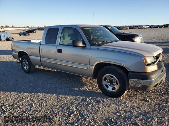 ✅ 2004 Chevrolet Silverado 1500 LS • VIN: 2GCEC19V741402383 • Lot: 89854345. Listed on Copart with 196,752 mi. Free auction sales archive from the USA and detailed vehicle history report at DreamBid. Image 4.