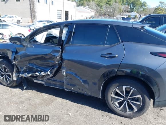 ✅ 2024 Lexus RZ 300e Premium • VIN: JTJABABB7RA002691 • Lot: 41999231. Listed on IAAI with 5,515 mi. Free auction sales archive from the USA and detailed vehicle history report at DreamBid. Image 14.