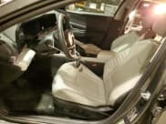 ✅ 2025 Hyundai Elantra Limited • VIN: KMHLP4DG0SU998469 • Lot: 92201545. Wystawiony na Copart z przebiegiem 14 123 mil. Bezpłatny archiwum sprzedaży aukcyjnych z USA i szczegółowy raport historii pojazdu na DreamBid. Zdjęcie 7.