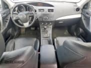 ✅ 2012 Mazda 3 i Grand Touring • VIN: JM1BL1M75C1692574 • Lot: 81417095. Wystawiony na Copart z przebiegiem 149 606 mil. Bezpłatny archiwum sprzedaży aukcyjnych z USA i szczegółowy raport historii pojazdu na DreamBid. Zdjęcie 8.