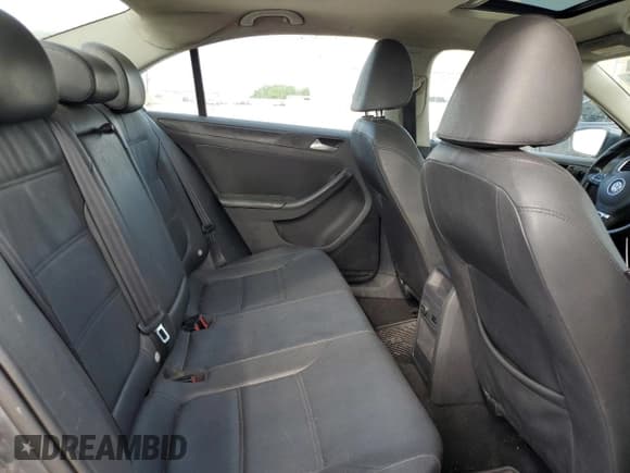 ✅ 2011 Volkswagen Jetta SE • VIN: 3VWDZ7AJ9BM368178 • Lot: 55215095. Listed on Copart with 265,400 mi. Free auction sales archive from the USA and detailed vehicle history report at DreamBid. Image 10.