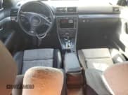 ✅ 2004 Audi S4 • VIN: WAUPL68E14A204523 • Lot: 49772205. Wystawiony na Copart z przebiegiem 161 227 mil. Bezpłatny archiwum sprzedaży aukcyjnych z USA i szczegółowy raport historii pojazdu na DreamBid. Zdjęcie 8.