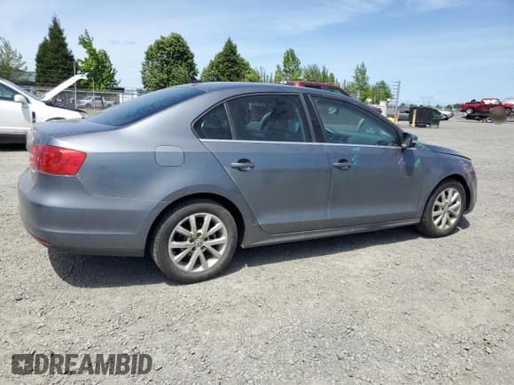 ✅ 2013 Volkswagen Jetta SE • VIN: 3VWDP7AJXDM281723 • Lot: 57235725. Listed on Copart with 128,157 mi. Free auction sales archive from the USA and detailed vehicle history report at DreamBid. Image 3.