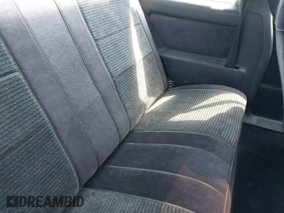 ✅ 1988 Chevrolet Cavalier • VIN: 1G1JF11W2J7182359 • Lot: 42805797. Listed on IAAI with 77,131 mi. Free auction sales archive from the USA and detailed vehicle history report at DreamBid. Image 8.