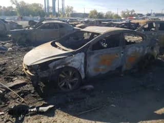 2014 Hyundai Elantra SE with VIN 5NPDH4AE2EH476529, listed as a Copart auction lot 90050655 with Not provided miles and Salvage title. Bid and sale history available at DreamBid. Image 1.