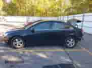 2012 Chevrolet Cruze 1LT z VIN 1G1PF5SC2C7387396, wystawiony jako IAAI lot #43401730 z przebiegiem 137 692 mil mil oraz . Historia ofert i sprzedaży dostępna na DreamBid. Obrazek 15.