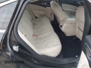 ✅ 2015 Chrysler 200 Limited • VIN: 1C3CCCABXFN539005 • Lot: 43174397. Wystawiony na IAAI z przebiegiem 123 310 mil. Bezpłatny archiwum sprzedaży aukcyjnych z USA i szczegółowy raport historii pojazdu na DreamBid. Zdjęcie 8.