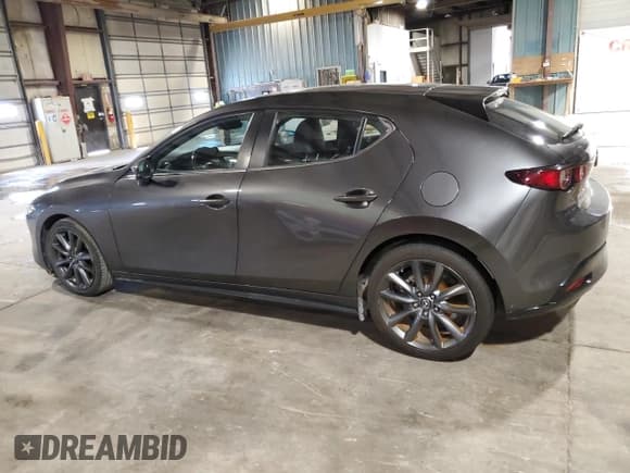 ✅ 2019 Mazda 3 • VIN: JM1BPALM1K1109461 • Лот: 66143915. Опубликован ранее на Copart с пробегом 76 440 миль. Бесплатный доступ к архиву аукционных продаж из США и подробный отчёт об истории автомобиля на DreamBid. Изображение 2.