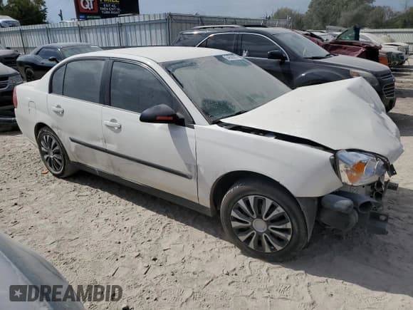 ✅ 2005 Chevrolet Malibu • VIN: 1G1ZS52855F294431 • Lot: 84606905. Listed on Copart with 26,751 mi. Free auction sales archive from the USA and detailed vehicle history report at DreamBid. Image 4.