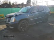 ✅ 2008 Cadillac Escalade • VIN: 1GYFK63818R121548 • Лот: 91437295. Опубликован ранее на Copart с пробегом 205 764 миль. Бесплатный доступ к архиву аукционных продаж из США и подробный отчёт об истории автомобиля на DreamBid. Изображение 1.