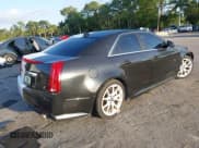 ✅ 2014 Cadillac CTS-V • VIN: 1G6DV5EP0E0106755 • Lot: 42103019. Wystawiony na IAAI z przebiegiem 77 337 mil. Bezpłatny archiwum sprzedaży aukcyjnych z USA i szczegółowy raport historii pojazdu na DreamBid. Zdjęcie 4.