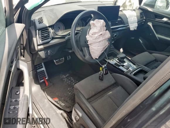 ✅ 2022 Audi SQ5 Premium • VIN: WA1A4AFY2N2103115 • Lot: 68171305. Wystawiony na Copart z przebiegiem Nie podano. Bezpłatny archiwum sprzedaży aukcyjnych z USA i szczegółowy raport historii pojazdu na DreamBid. Zdjęcie 8.