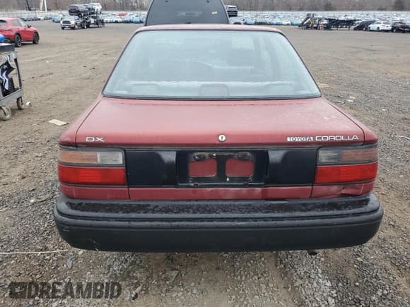 ✅ 1990 Toyota Corolla • VIN: 2T1AE94A2LC018149 • Lot: 84270814. Listed on Copart with 162,883 mi. Free auction sales archive from the USA and detailed vehicle history report at DreamBid. Image 6.
