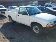 ✅ 2003 Chevrolet S-10 LS • VIN: 1GCCS14X738172407 • Лот: 41253028. Опубликован ранее на IAAI с пробегом Не указан. Бесплатный доступ к архиву аукционных продаж из США и подробный отчёт об истории автомобиля на DreamBid. Изображение 1.