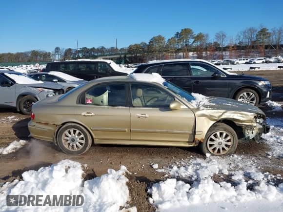 2003 Hyundai Sonata GLS z VIN KMHWF35H03A872584, wystawiony jako IAAI lot #41538079 z przebiegiem 203 501 mil mil oraz . Historia ofert i sprzedaży dostępna na DreamBid. Obrazek 13.