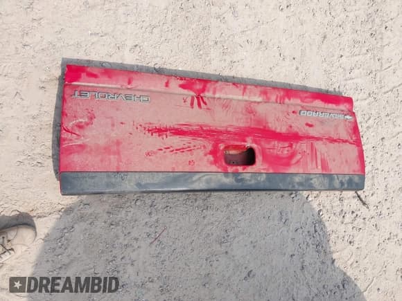 ✅ 2001 Chevrolet Silverado 1500 LS • VIN: 1GCEK14T21Z258155 • Лот: 42453332. Опубликован ранее на IAAI с пробегом 176 070 миль. Бесплатный доступ к архиву аукционных продаж из США и подробный отчёт об истории автомобиля на DreamBid. Изображение 12.