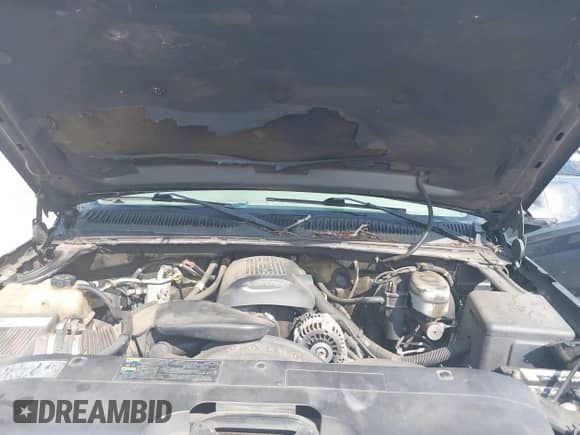 2004 Chevrolet Silverado 1500 Z71 z VIN 2GCEK13T741321958, wystawiony jako IAAI lot #43230757 z przebiegiem 328 395 mil mil oraz . Historia ofert i sprzedaży dostępna na DreamBid. Obrazek 10.