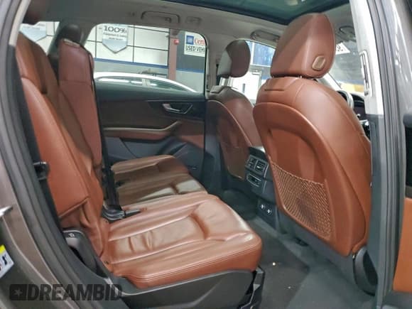 ✅ 2019 Audi Q7 Premium Plus • VIN: WA1LAAF71KD009669 • Lot: 95515195. Wystawiony na Copart z przebiegiem 114 010 mil. Bezpłatny archiwum sprzedaży aukcyjnych z USA i szczegółowy raport historii pojazdu na DreamBid. Zdjęcie 11.