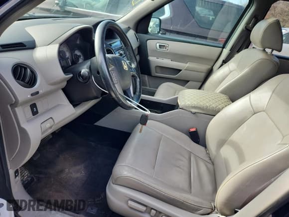 ✅ 2013 Honda Pilot EX-L • VIN: 5FNYF3H51DB008117 • Lot: 90404685. Listed on Copart with 128,417 mi. Free auction sales archive from the USA and detailed vehicle history report at DreamBid. Image 7.