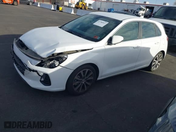 ✅ 2019 Hyundai Elantra • VIN: KMHH35LE7KU090303 • Lot: 41706847. Listed on IAAI with 106,492 mi. Free auction sales archive from the USA and detailed vehicle history report at DreamBid. Image 2.