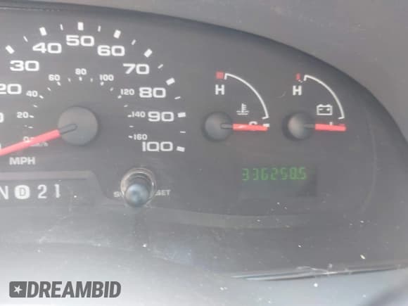 ✅ 2008 Ford Econoline Cargo Commercial • VIN: 1FTNE24W68DA99137 • Lot: 42564203. Listed on IAAI with 336,258 mi. Free auction sales archive from the USA and detailed vehicle history report at DreamBid. Image 7.