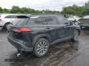 ✅ 2025 Toyota Corolla Cross XLE • VIN: 7MUDAAAG8SV119470 • Лот: 86081855. Опубликован ранее на Copart с пробегом 16 111 миль. Бесплатный доступ к архиву аукционных продаж из США и подробный отчёт об истории автомобиля на DreamBid. Изображение 3.