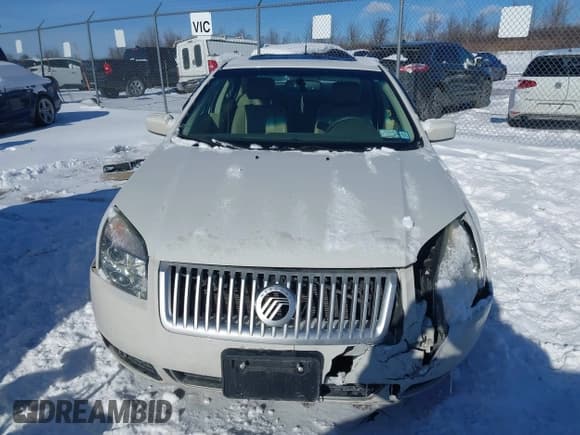 ✅ 2008 Mercury Milan Premier • VIN: 3MEHM02138R665689 • Lot: 41431920. Listed on IAAI with 80,951 mi. Free auction sales archive from the USA and detailed vehicle history report at DreamBid. Image 13.