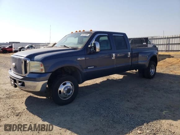 ✅ 2007 Ford F-350 XL • VIN: 1FTWW33PX7EB00266 • Lot: 68312695. Listed on Copart with 116,683 mi. Free auction sales archive from the USA and detailed vehicle history report at DreamBid. Image 1.