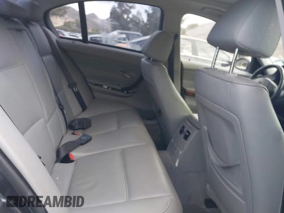 ✅ 2008 BMW 3 Series 328i • VIN: WBAVA33568KX84046 • Лот: 43247074. Опубликован ранее на IAAI с пробегом 143 927 миль. Бесплатный доступ к архиву аукционных продаж из США и подробный отчёт об истории автомобиля на DreamBid. Изображение 8.