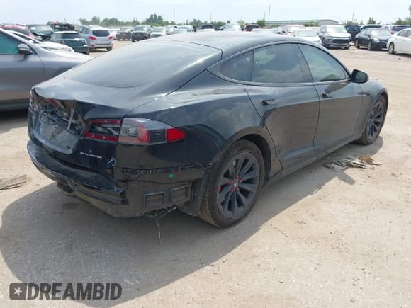 ✅ 2019 Tesla Model S 75D • VIN: 5YJSA1E25KF311319 • Лот: 43009074. Опубликован ранее на IAAI с пробегом 81 285 миль. Бесплатный доступ к архиву аукционных продаж из США и подробный отчёт об истории автомобиля на DreamBid. Изображение 4.
